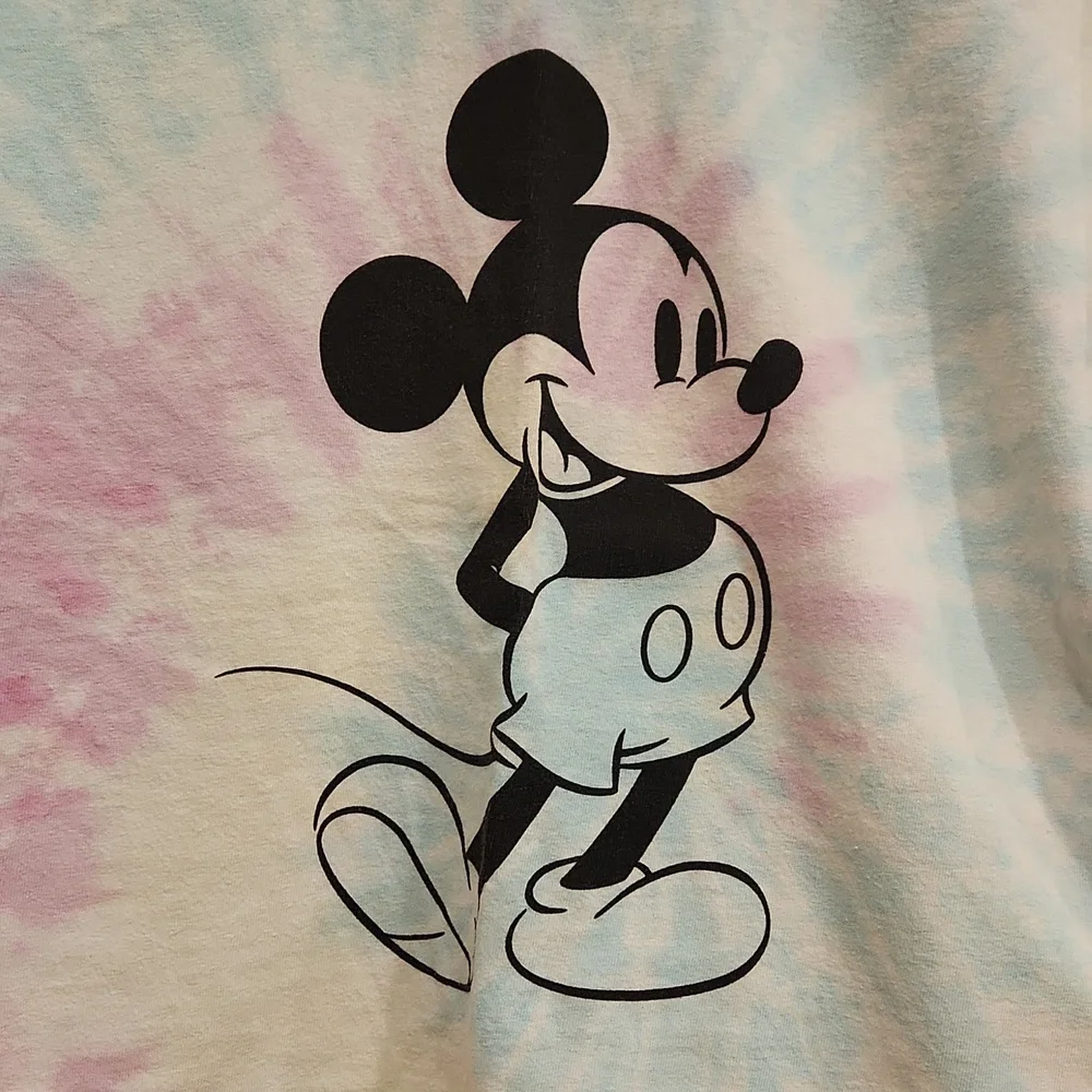 Disney Mickey Mouse Top size M